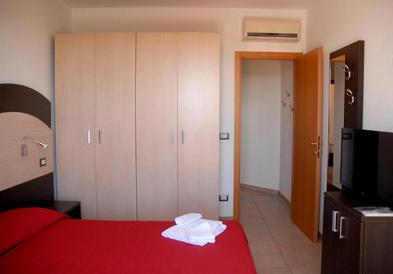 Tropicana Residence Llido Degli Estensi Exterior foto