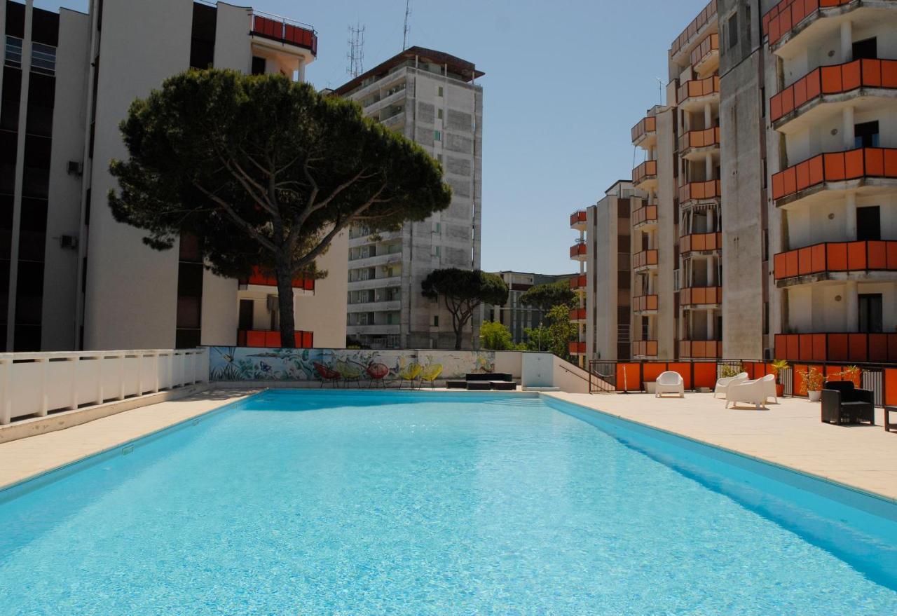 Tropicana Residence Llido Degli Estensi Exterior foto