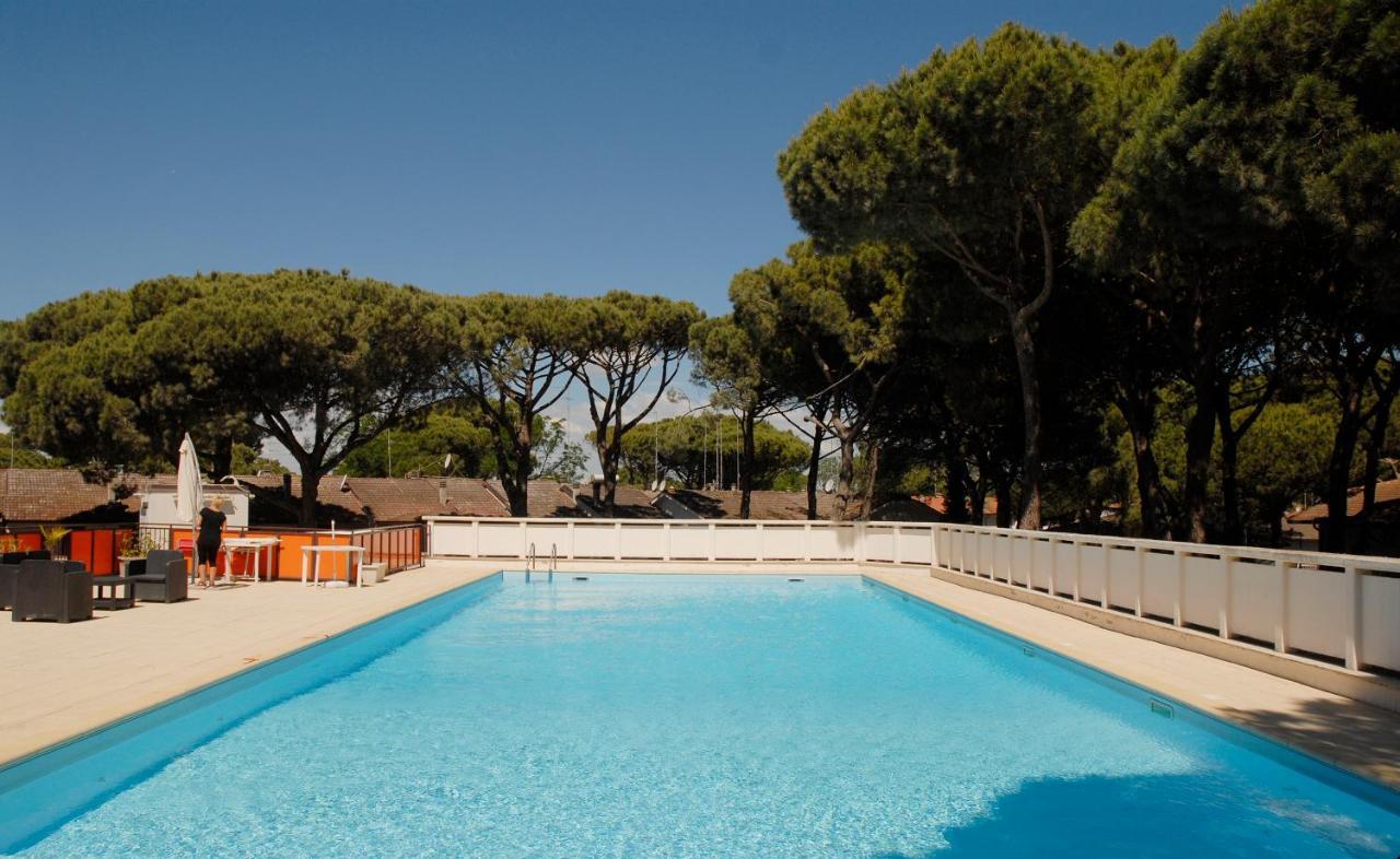 Tropicana Residence Llido Degli Estensi Exterior foto