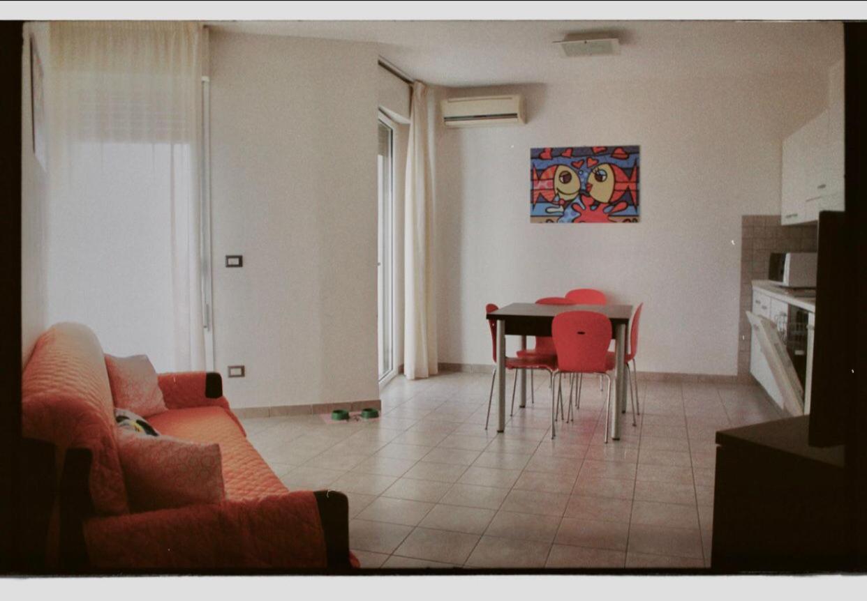 Tropicana Residence Llido Degli Estensi Exterior foto